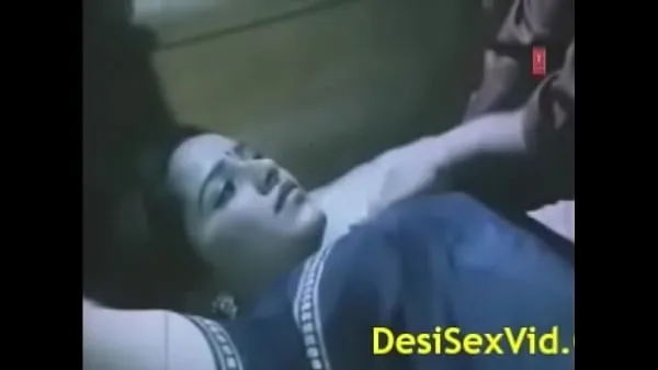 Indian Bhabhi Hot Suhagraat Video First Time शानदार ट्यूब देखें