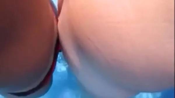 شاهد Wife Sucks & Gets Fucked In Swimming Pool Taking A Pussy Full Of Cum أنبوب رائع