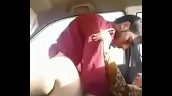 Se Super hot girl blowjob in car cool Tube