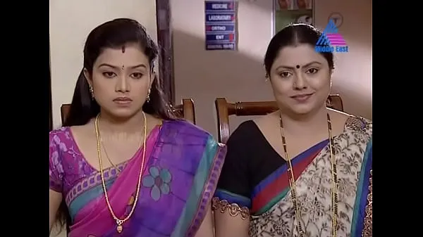 malayalam serial actress Chitra Shenoy harika Tube'u izleyin