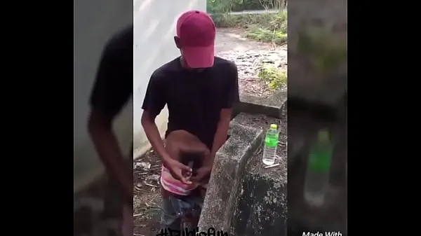 Assista No mato com o vagabundo quente tubo legal