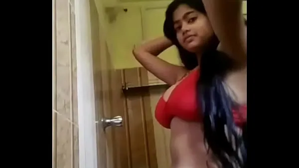 Mira Deshi india chica en rojo bikini se desnudatubo genial