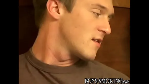 Pozrite si Cigar smoking twinks chain smoke and ass fuck super hard cool Tube