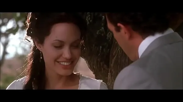 Assista Cena de sexo de Angelina Jolie do pecado original HD tubo legal