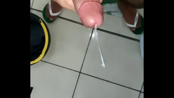 Tonton cumming in slow motion Tube keren