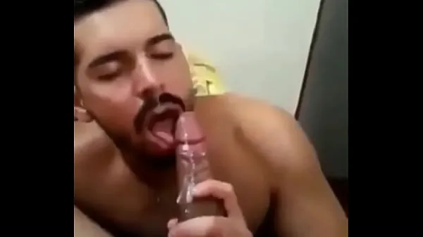 A gozada na boca mais linda que já vi harika Tube'u izleyin