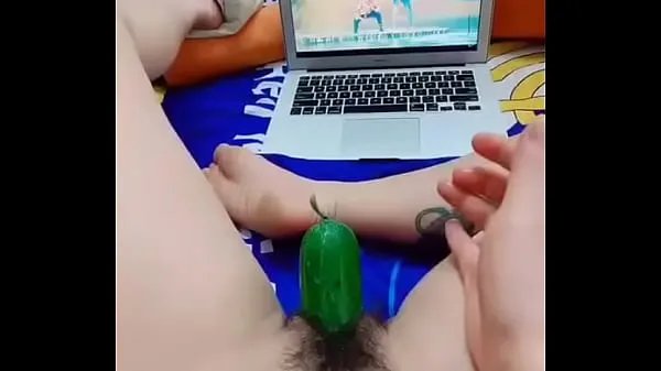 Obejrzyj Cucumber massage with jack - view more fajny kanał