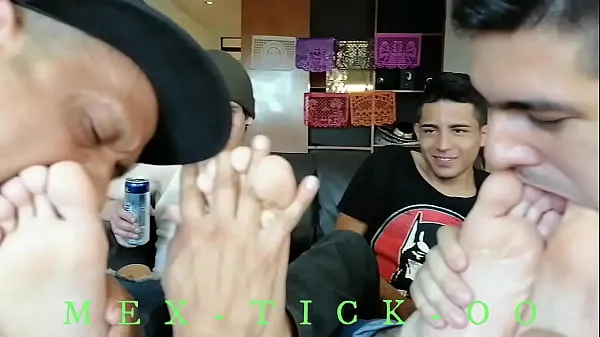 ดู SUCKING FEET Tube เจ๋งๆ