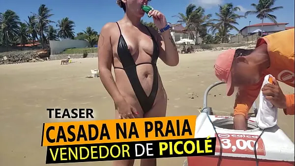 Watch Casada Safada de Maio slapped in the ass showing off to an cream seller on the northeast beach cool Tube
