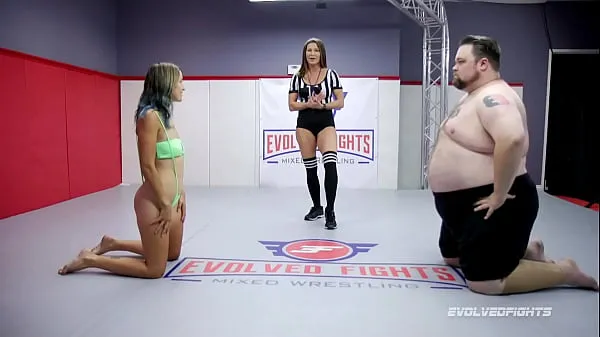 Watch Mixed Wrestling Fight with Vinnie O'Neil wrestling newcomer Stacey Daniels and getting sucked cool Tube