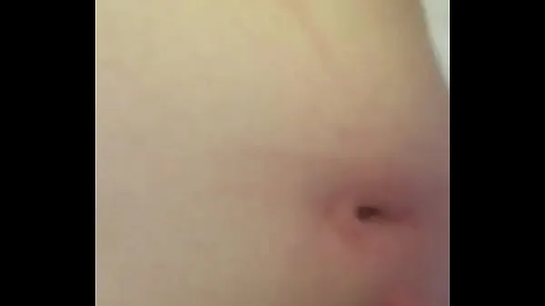 Bekijk Navel and tits pain coole tube