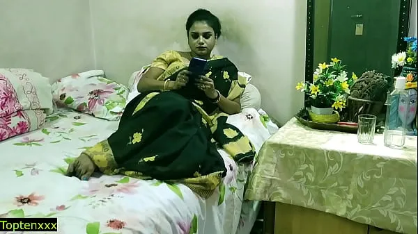 Indian collage boy secret sex with beautiful tamil bhabhi!! Best sex at saree going viral harika Tube'u izleyin