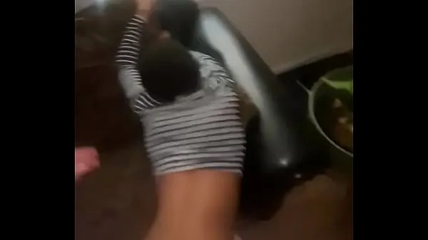 Παρακολουθήστε το Ebony getting fucked before her mom gets home cool Tube