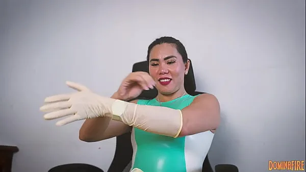 Katso Latex Glove Fetish ASMR by DominaFire cool Tube