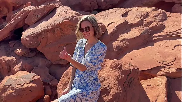 Pozrite si Wife fucks friend in front of husband while on public hike in the desert / Sloppy seconds creampie cool Tube