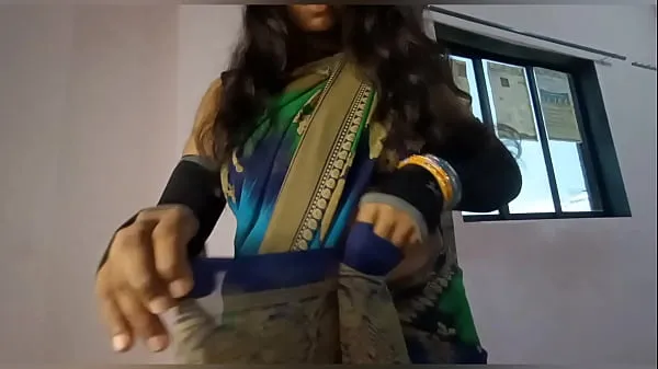 Bekijk Hot sexy indian teacher rashmi sex with her university student role play coole tube